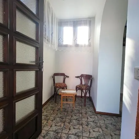 Apartmán йони